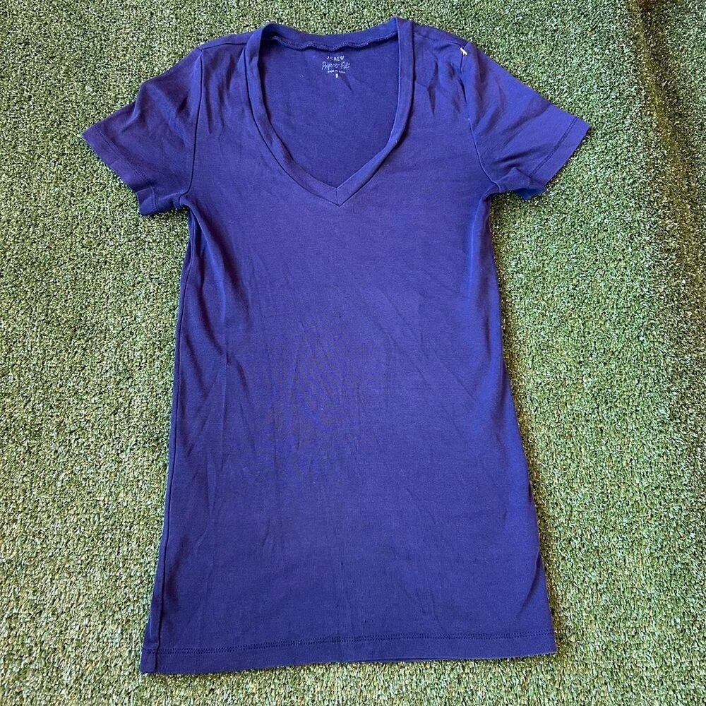 Jcrew Women's Navy and Blue T-shirt